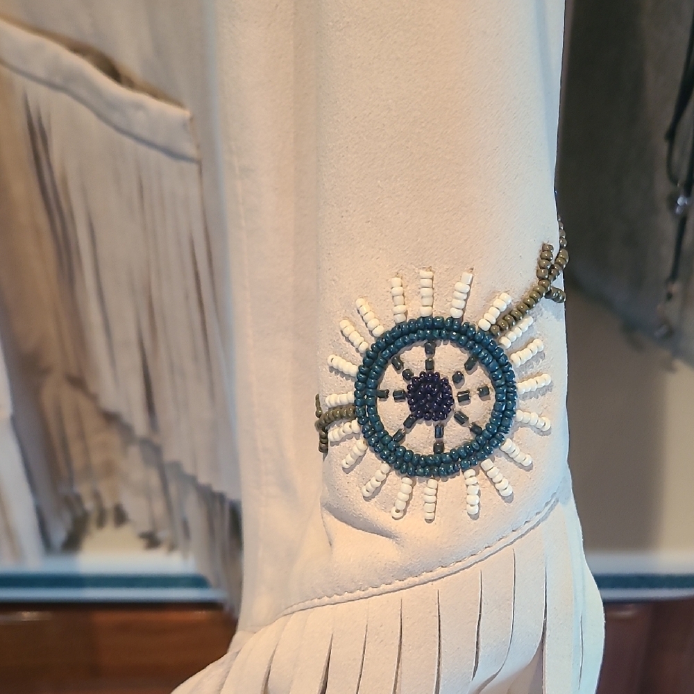 Double D Ranch Cream Leather Fringe Jacket with Blue Embroidery Western Style - Picture 6 of 13